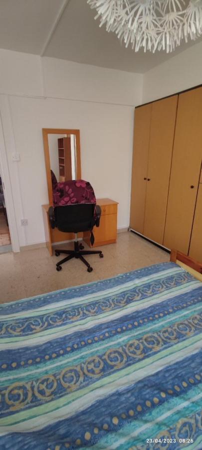 Private Bedroom Paphos Central מראה חיצוני תמונה